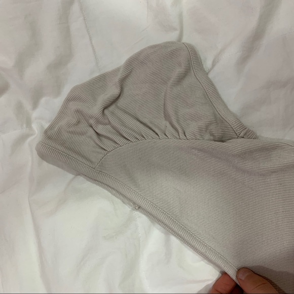 Urban Outfitters Top Taupe Cream - Picture 2 of 3